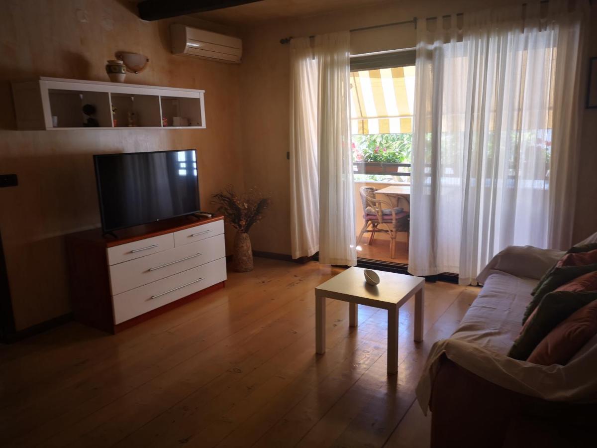 Apartment Marisa Poreč Dış mekan fotoğraf